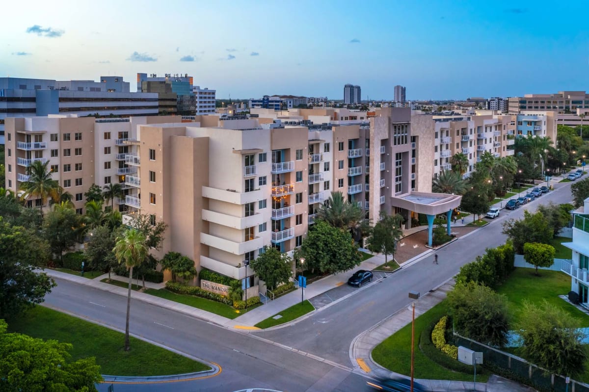 Apartments for Rent in Doral, FL Manor at CityPlace